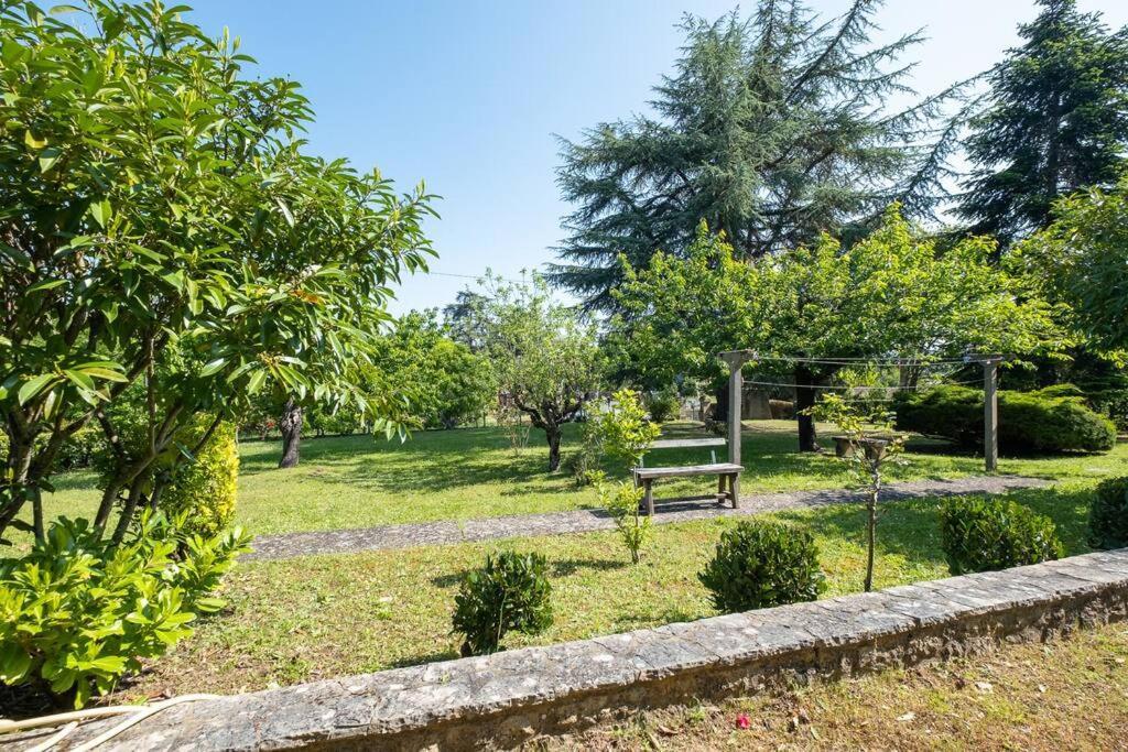 Bois Et Chiffons Famille Et Confort Siorac-en-Perigord Exterior photo